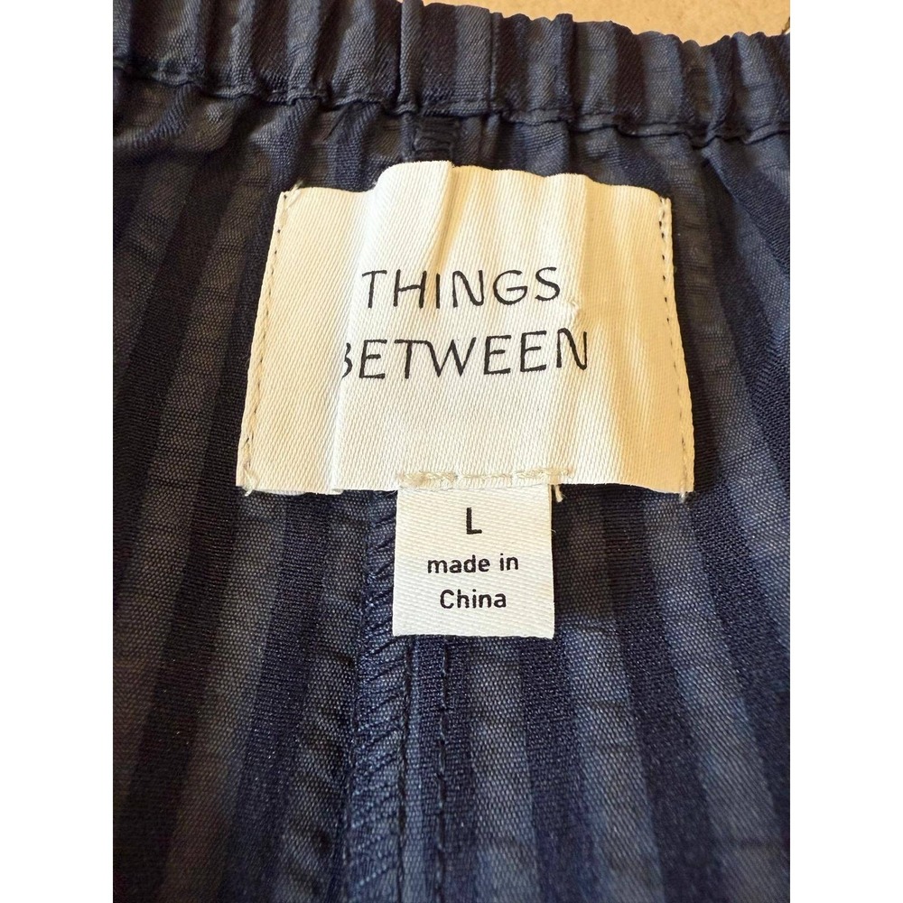 Things Between Womens Navy Striped Wide Leg Pants Eyelet Lace Hem Size Large - Picture 2 of 6